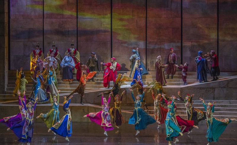 Sailing The Silk Road